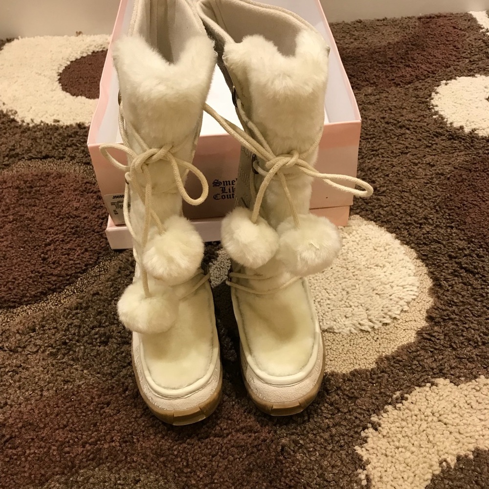 Juicy couture winter boots